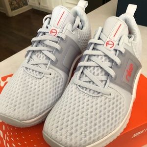 NIKE (NEW) Renew In Season TR 10  Shoes (Women)